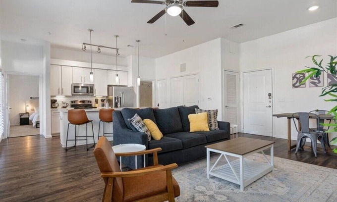 Montopolis Apartment | Texas Themed 2BR 2B Apt. w/Pool, Parking & WIFI