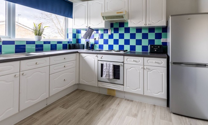 Great Shelford House | Thames - Stylish Home in Cambridge | Long Stays | Contractors | Relocators