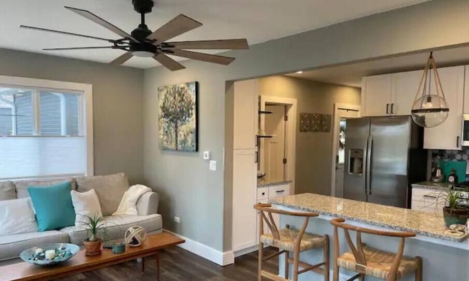 Village of Lakewood House | The Acorn @ Oaks on The Fox