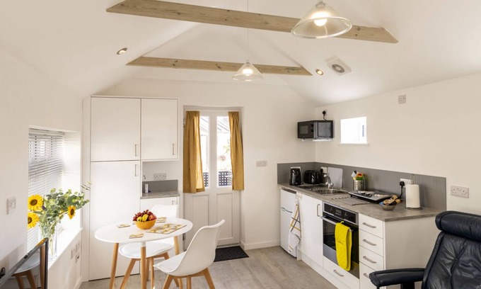 Worthing Apartment | The Bake House