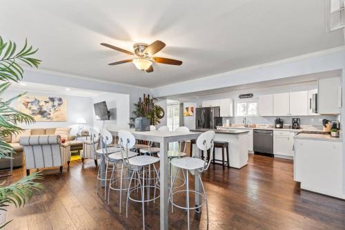 Richmond House | The Bamboo House! Dog-Friendly Home n RVA Sleeps 8