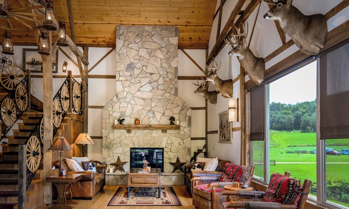 Avoca Cabin | The Barn at Big Valley Ranch