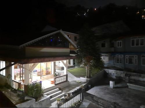 Gangtok House | The Basnett Croft