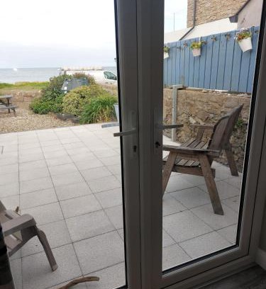 Annalong House | The Beach House Annalong Cosy beachview cottage