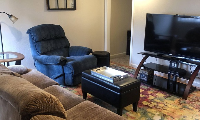 Klamath Falls House | The Birdhouse