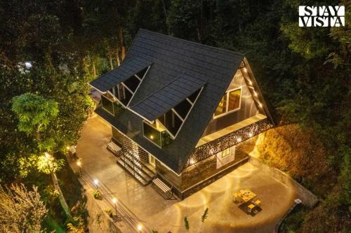 Lakkidi Villa | The Black Bean Cottage 4BHK with Breakfast & View at Wayanad