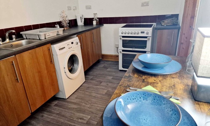 Hull Apartment | The Blue B
