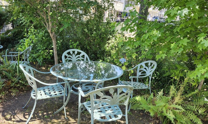 Sutter Creek House | The Brinn House on Main St. | Wine, Food & More!
