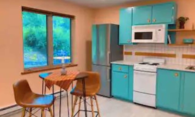 Town of Veteran Apartment | The Bungalow. A beautiful spot to unwind, surrounded by nature