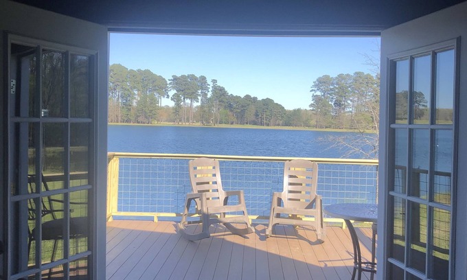 Benton House | The Casita at Anderson Lake