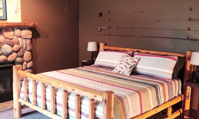 Grayling House | The Castaway on the Ausable River Holy Waters