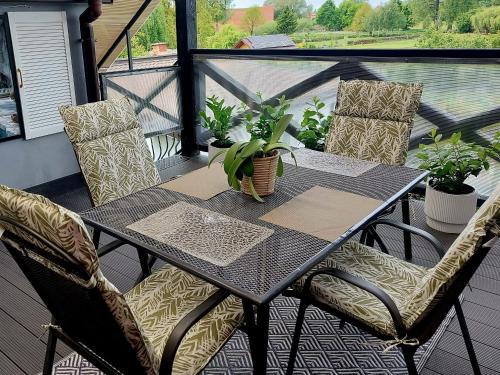 Ciechanow Apartment | The Castle Terrace Apartment 100m2