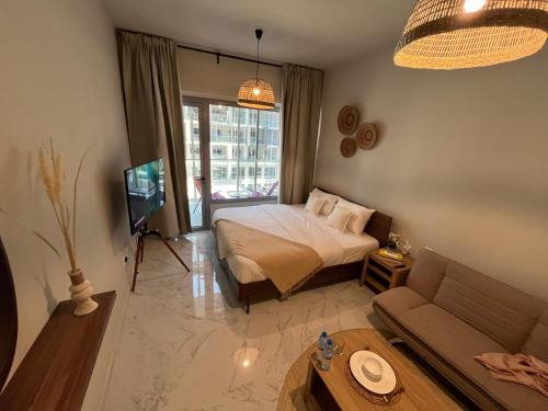 Masdar City Apartment | The Chic Retreat, Stylish Studio Close to Yas & Airport