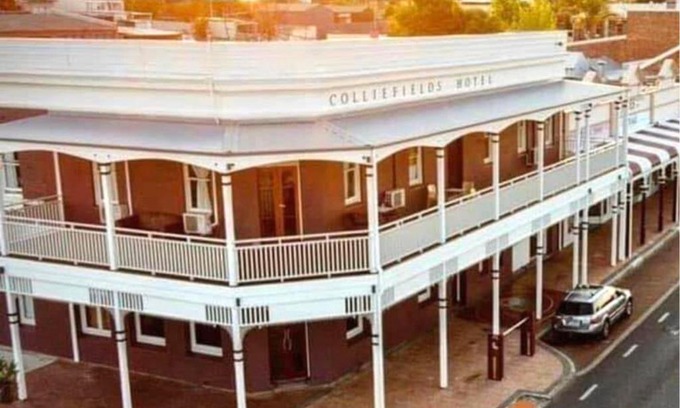 Collie Hotel | The Colliefields