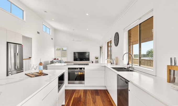 Corlette House | The Corlette Beach Retreat