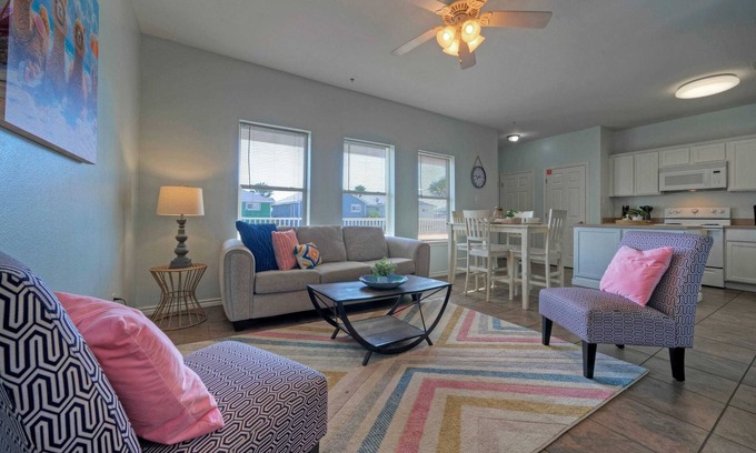 Port Aransas Apartment | The Costa Bahia Condos by AvantStay – Pristine Comfort Near Port Aransas Beach