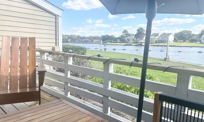 April Sound House | The Cove on Conroe Lakefront Oasis