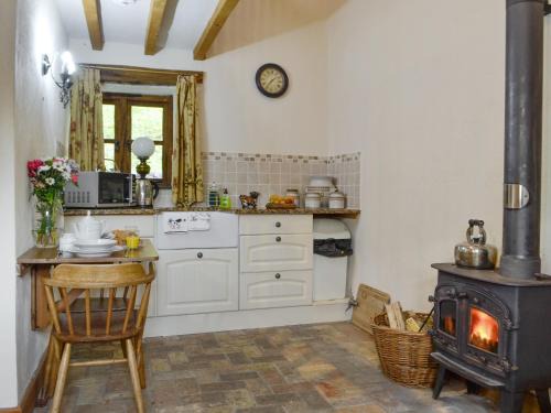 Llandovery House | The Cow Shed