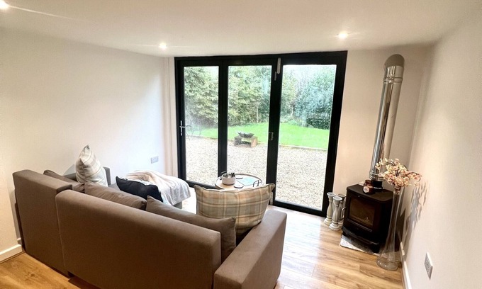 Gawcott Cabin | The Cranny - a cosy, rural retreat