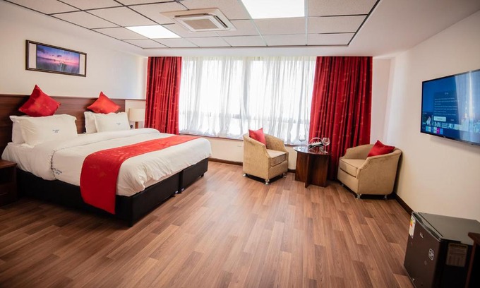 Westlands Hotel | The Crossroads Hotel, Westlands