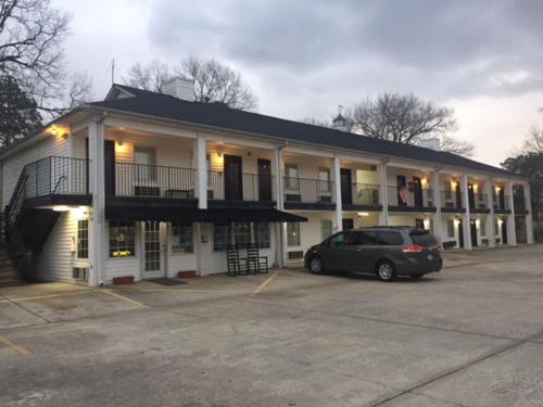 Lincolnton Hotel | The Cullars Inn