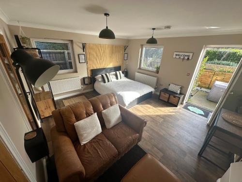 Freshwater Apartment | The Cwtch,Self Contained Coastal Annex Freshwater