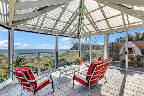 Wirrina Cove House | The Darling Of Marina - A Hilltop And Sea Getaway