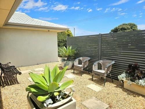 Goolwa South House | The Dunes at Goolwa South - BYO Linen