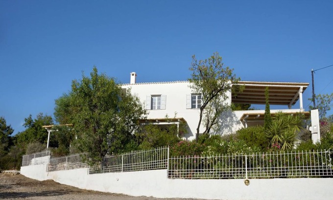 Porto Heli Villa | The Dutch Suite: Romantic boutique Guesthouse