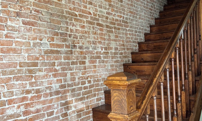 Louisiana Hotel | The Eagles Nest Inn