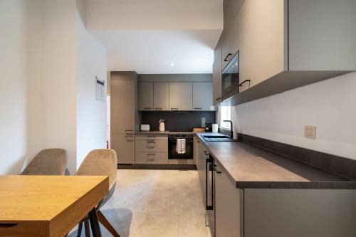 Jambes Apartment | The Edgewater Suites - Cityscape