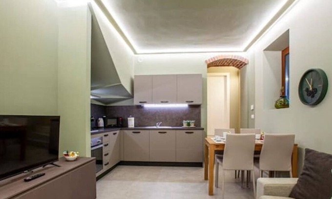 Madonna dell'Olmo Apartment | The Elm House - Suite Apartment SMERALDO - Cuneo