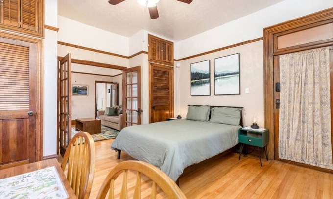 Lower Avenues Apartment | The Emerald Cabin - Historic Downtown Avenues Apt