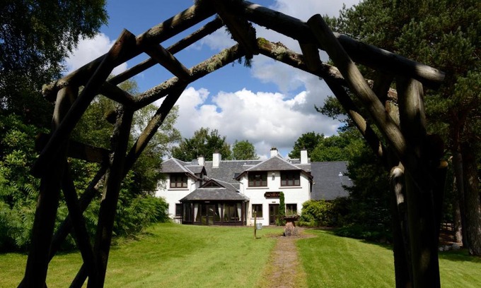Torlundy Hotel | The Factor's Inn & Factor's Cottage