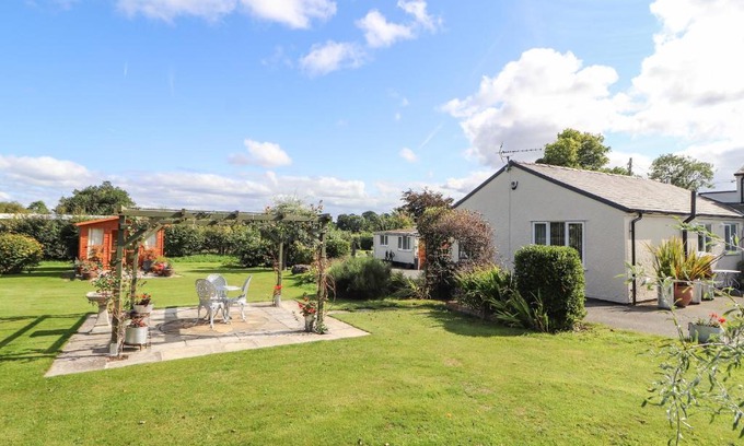 Treffynnon House | The Flat At Brwyn