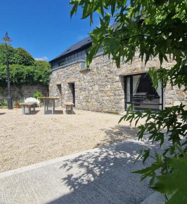 Mountmellick House | The Forum-Mountmellick - Coachhouse