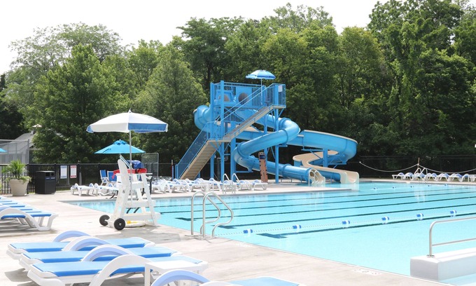 Lakeside Hotel | The Fountain Inn