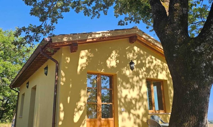 Assisi Ski Chalet | The Foxes of Turrita