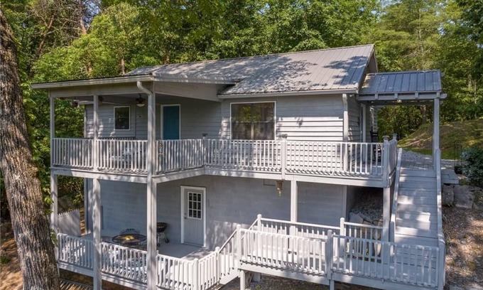 Ranger Cabin | The Galaxy Getaway at Talking Rock Creek Resort in the North Georgia mountains