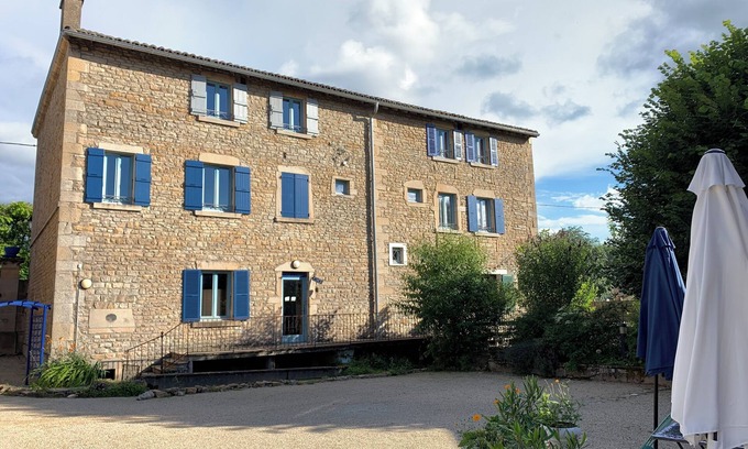 La Roche-Vineuse House | the garden level retreat at La Roche Bleue