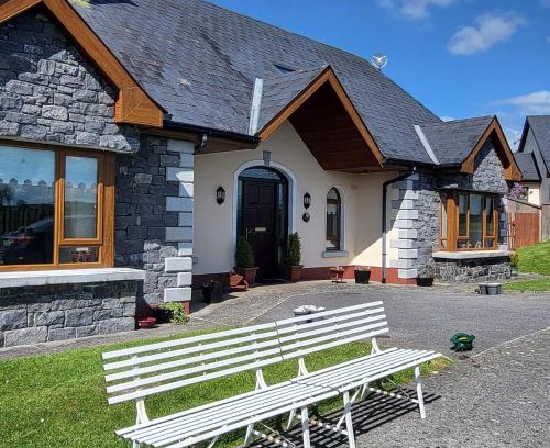 Crinkill Bed & Breakfast | The Gardens B&B