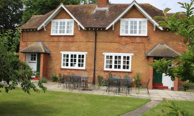 Charney Bassett House | The Gillett's Cottage
