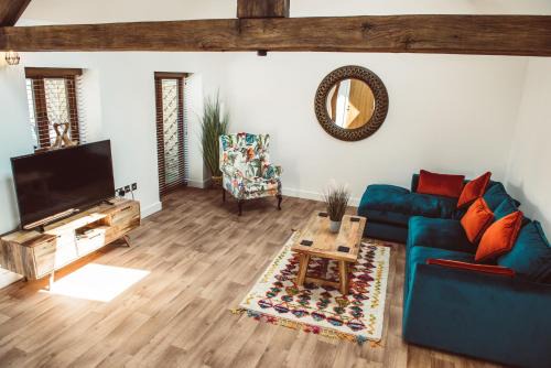 Montgomery House | The Granary