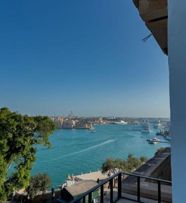 Valletta Apartment | The Grand Harbour Suites 9A by MA Properties