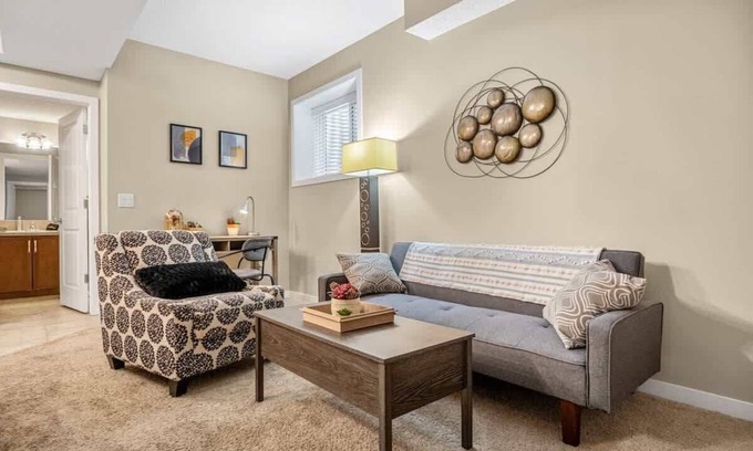 Southeast Calgary House | The Grande 1BD 1BA - Full Kitchen Guest Suite