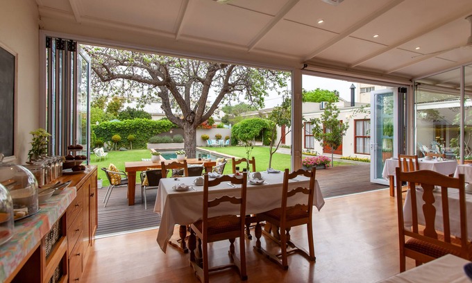 Worcester House | The Habit Self Catering