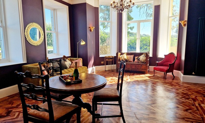 Knott End-on-Sea Apartment | The Hamilton Luxury Let - The Duke with Hot Tub