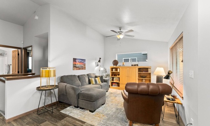 Buffalo Ridge House | The Harrisburg Hideaway