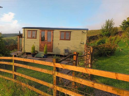 Barnoldswick House | The Herdsman Luxury Shepherds Hut