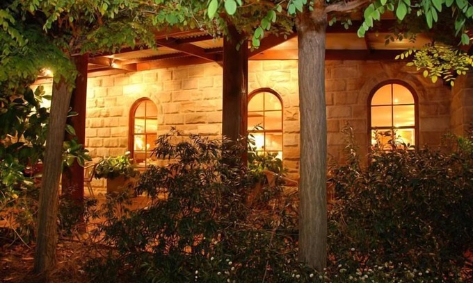 Leumeah Hotel | The Hermitage Motel